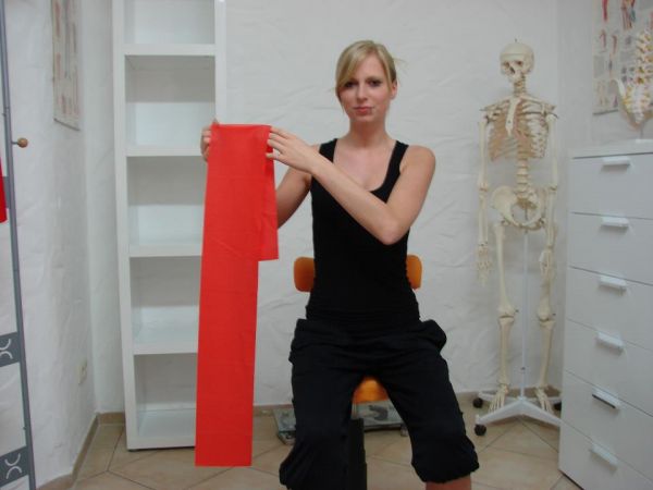 Eli Theraband zeigen Theraband zeigen